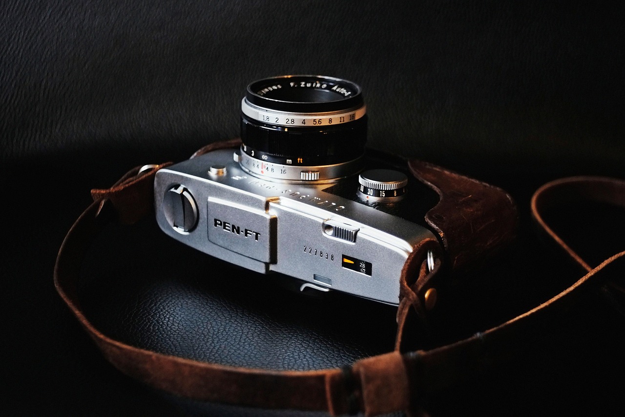 Camera, lens, shutter — Advocates Of Bitcoin Evolutionary Pattern And Profit