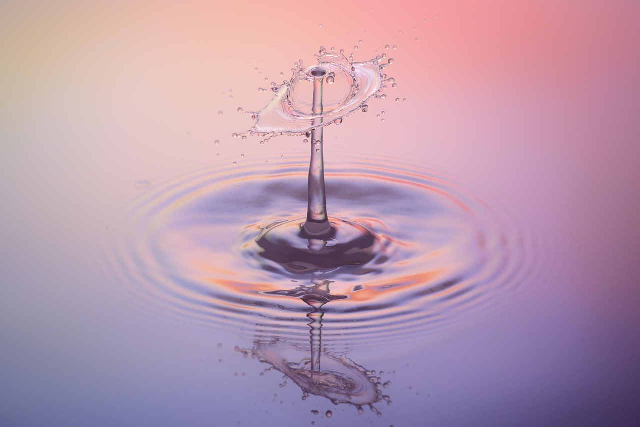 Drops, water, waterdrop — How do internet casinos generate revenue?