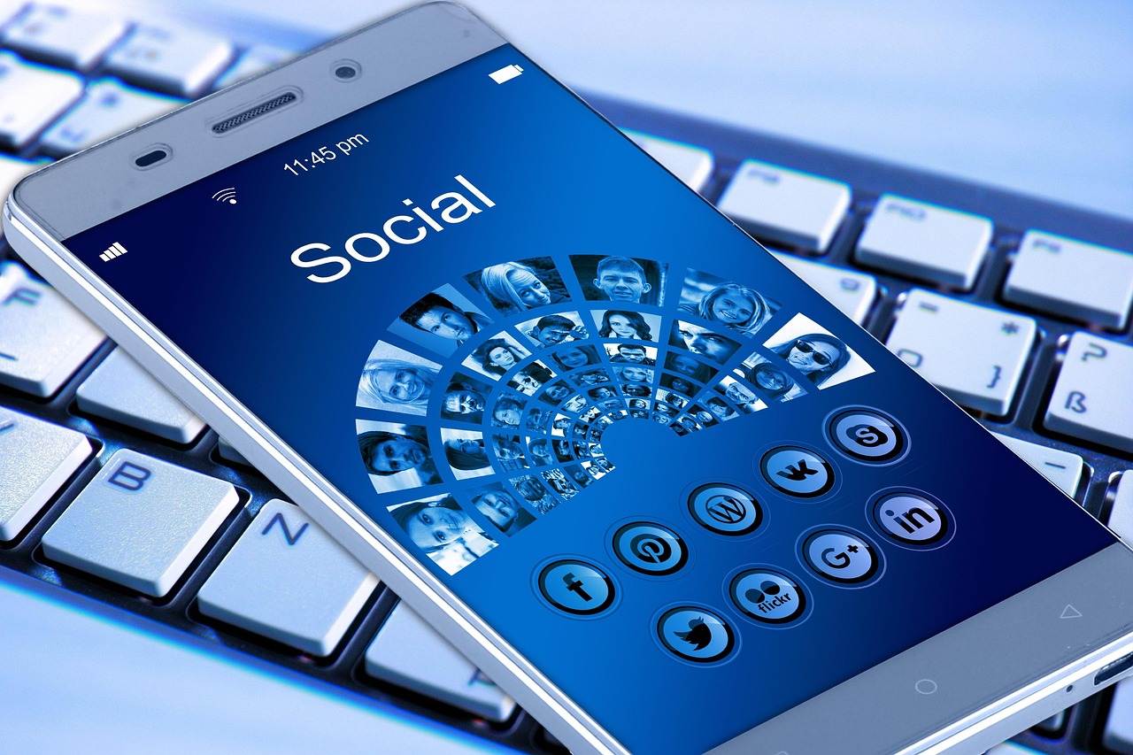 Mobile phone, smartphone, keyboard — Types Of Online Advertising And Which Ones Are Right For Your Business