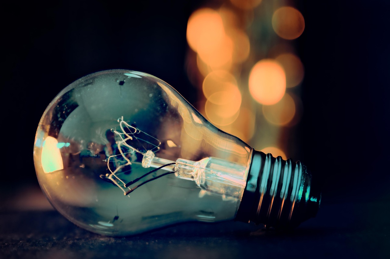Light bulb, light, idea — Utilize web-based media for business the correct way