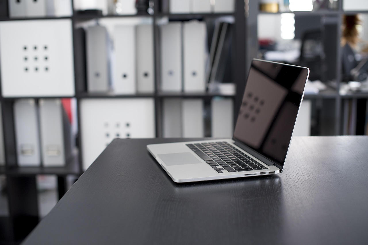 Laptop, apple, computer — Why is Shared hosting ideal for beginners?